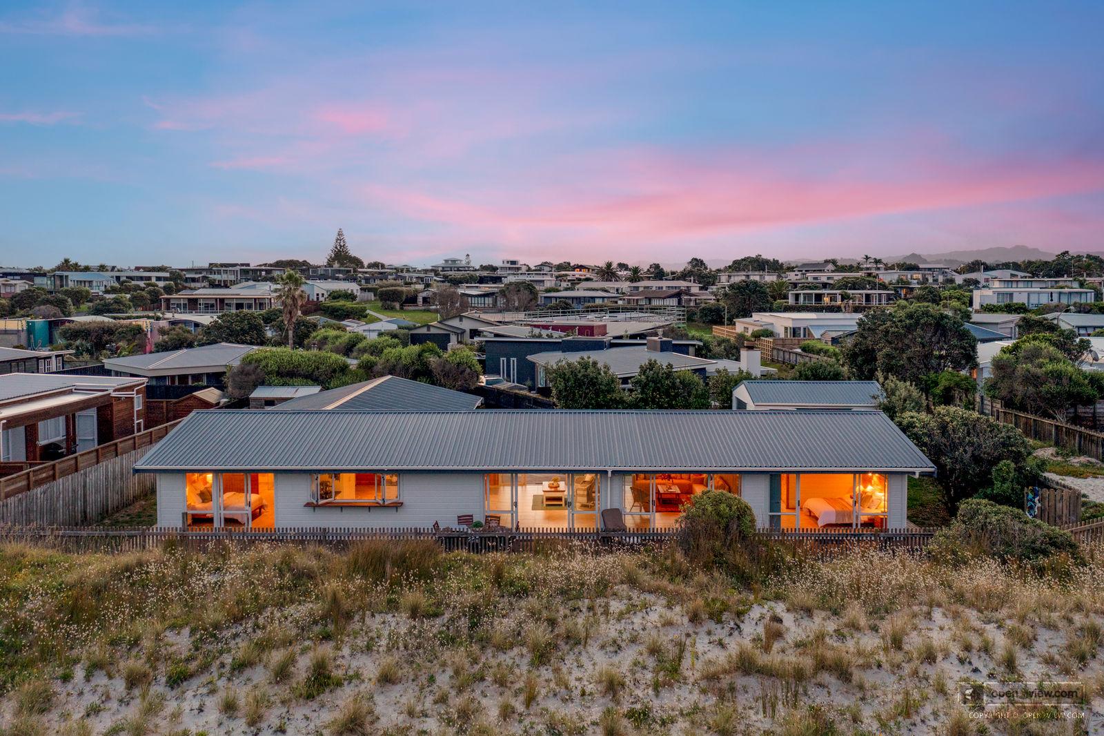 Slider image of 15 Ruby Cove, Auckland