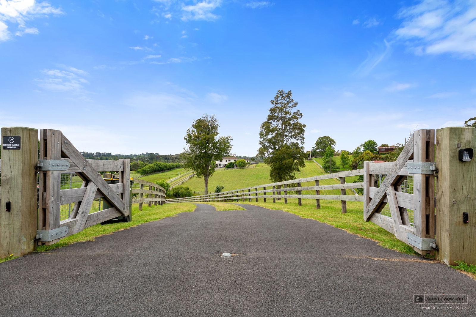 Slider image of 51 Glenmore Road, Auckland