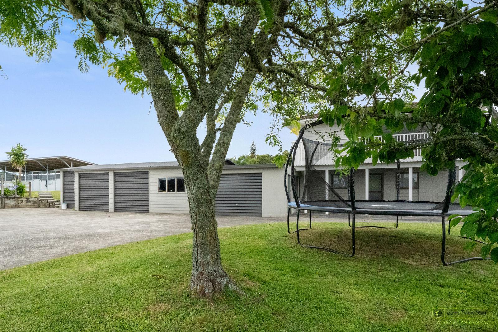 Slider image of 51 Glenmore Road, Auckland