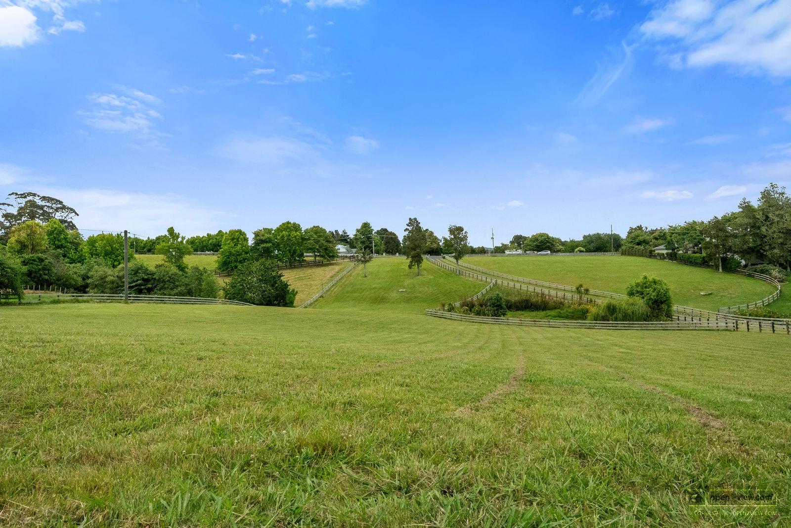 Slider image of 51 Glenmore Road, Auckland