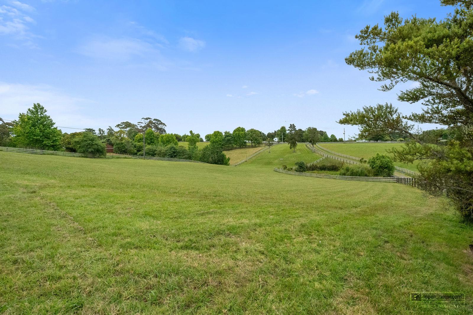 Slider image of 51 Glenmore Road, Auckland