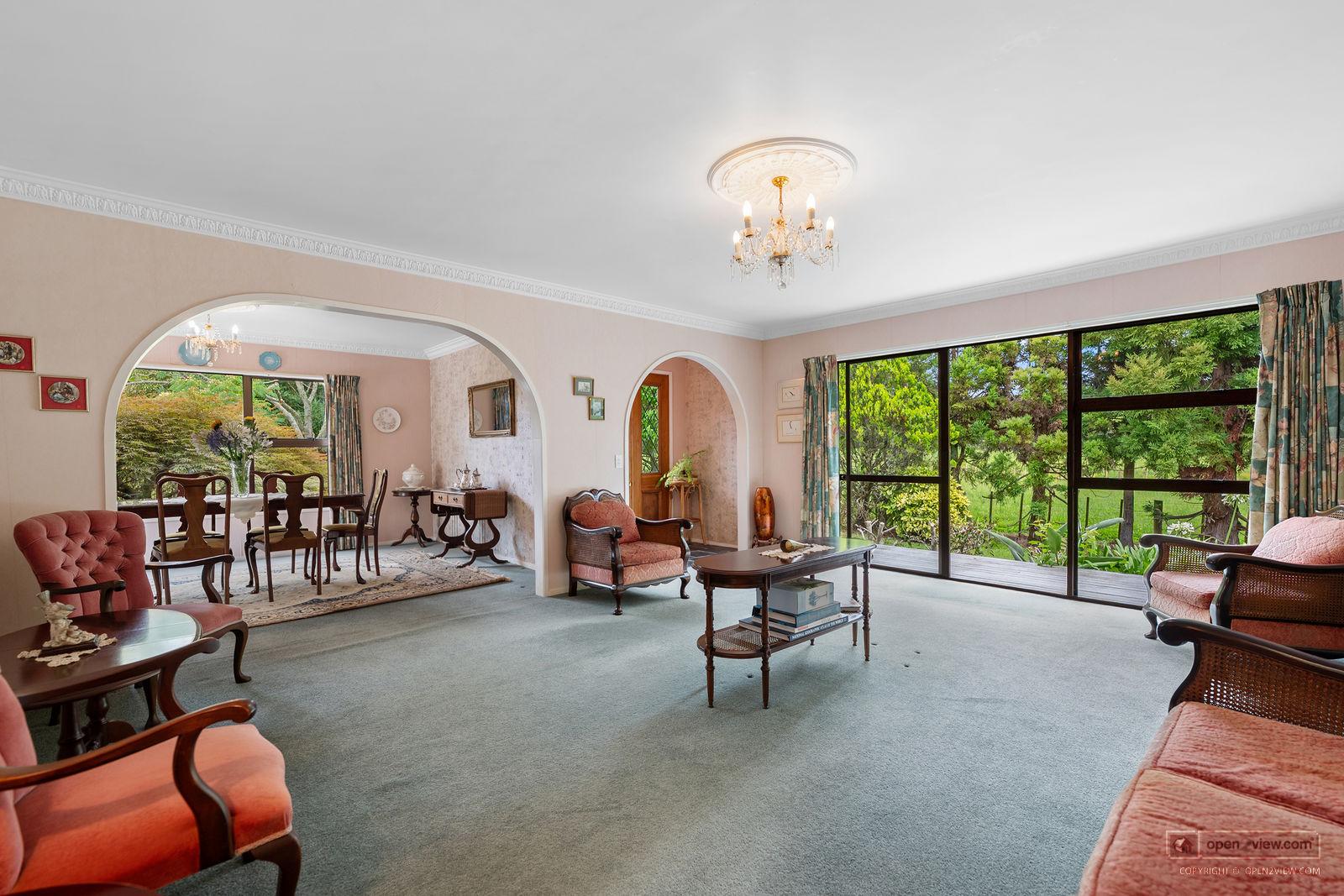 Slider image of 448 Coatesville-riverhead Highway, Auckland