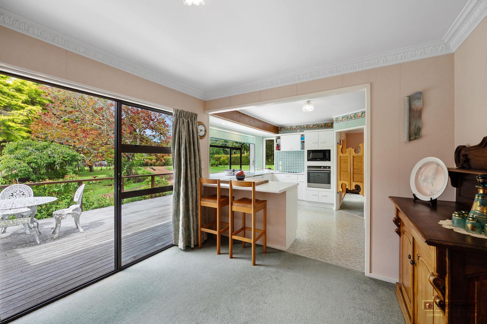 Slider image of 448 Coatesville-riverhead Highway, Auckland