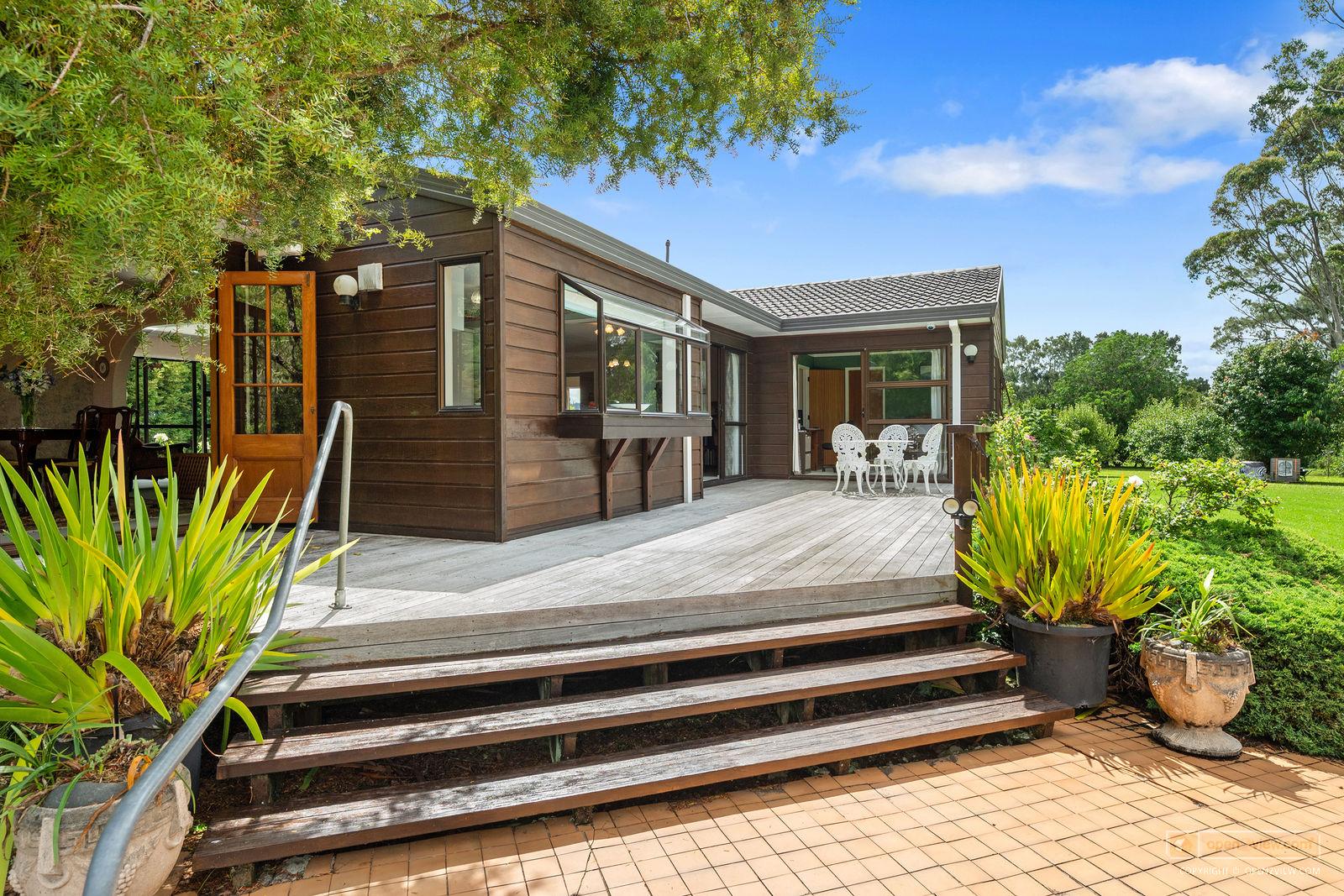 Slider image of 448 Coatesville-riverhead Highway, Auckland