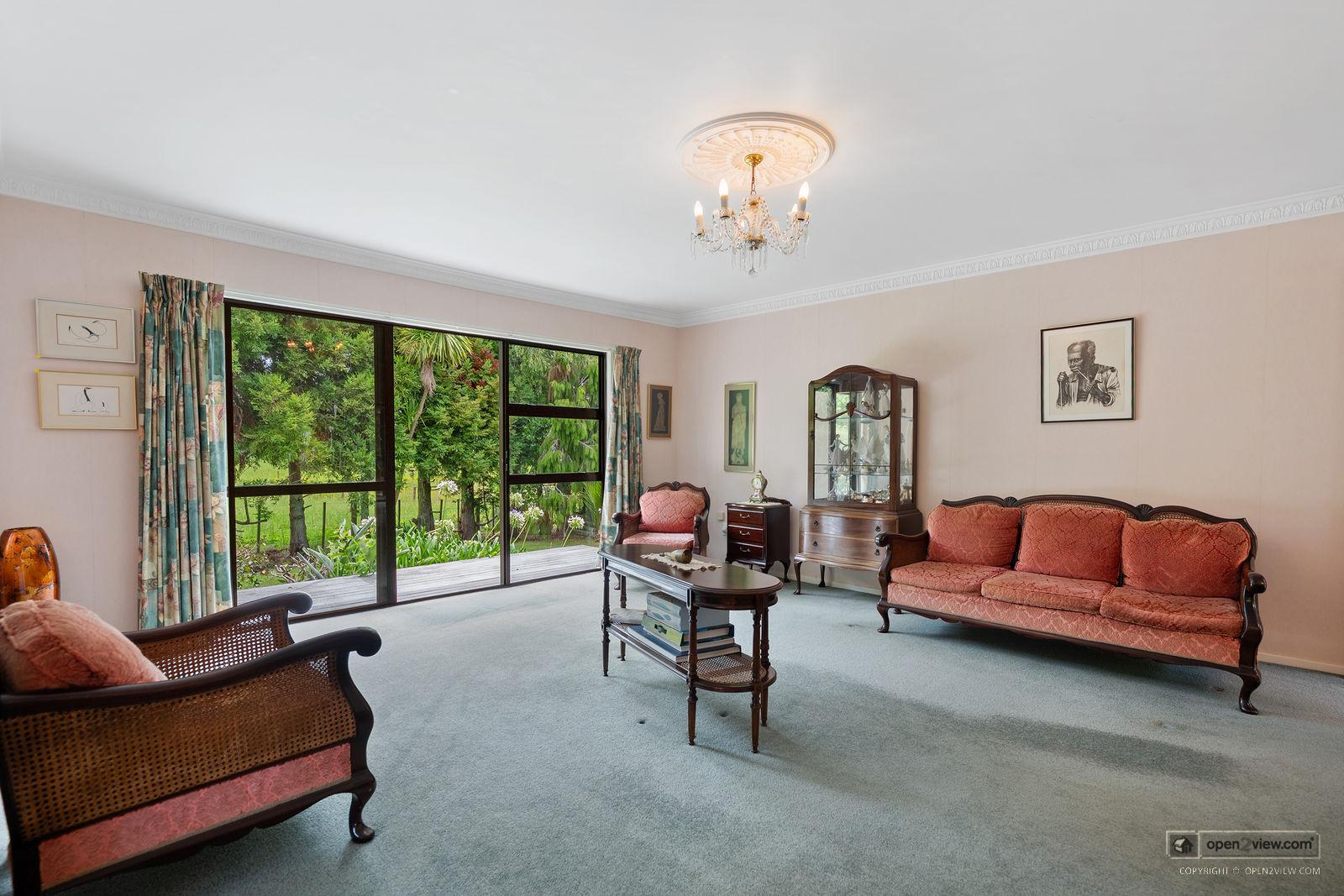 Slider image of 448 Coatesville-riverhead Highway, Auckland