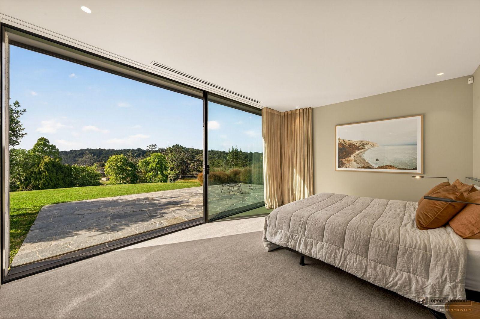 Slider image of 148 Mahoenui Valley Road, Auckland