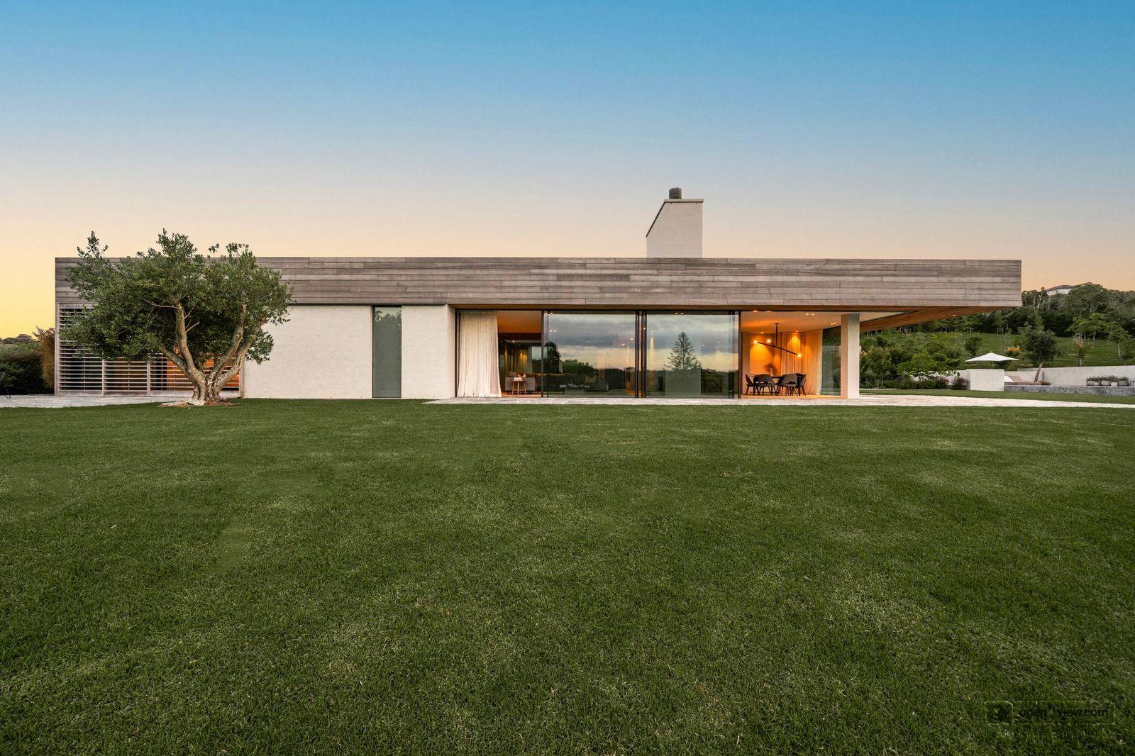 Slider image of 148 Mahoenui Valley Road, Auckland