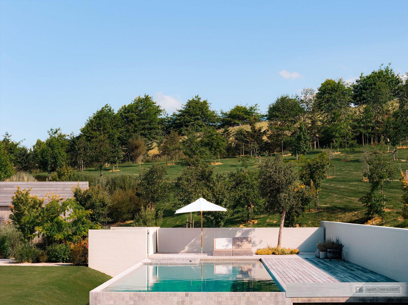 Slider image of 148 Mahoenui Valley Road, Auckland