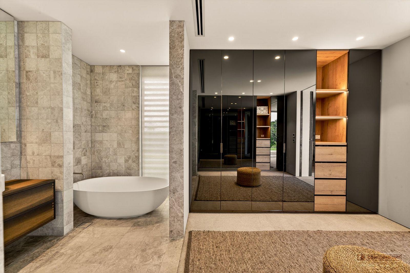 Slider image of 148 Mahoenui Valley Road, Auckland