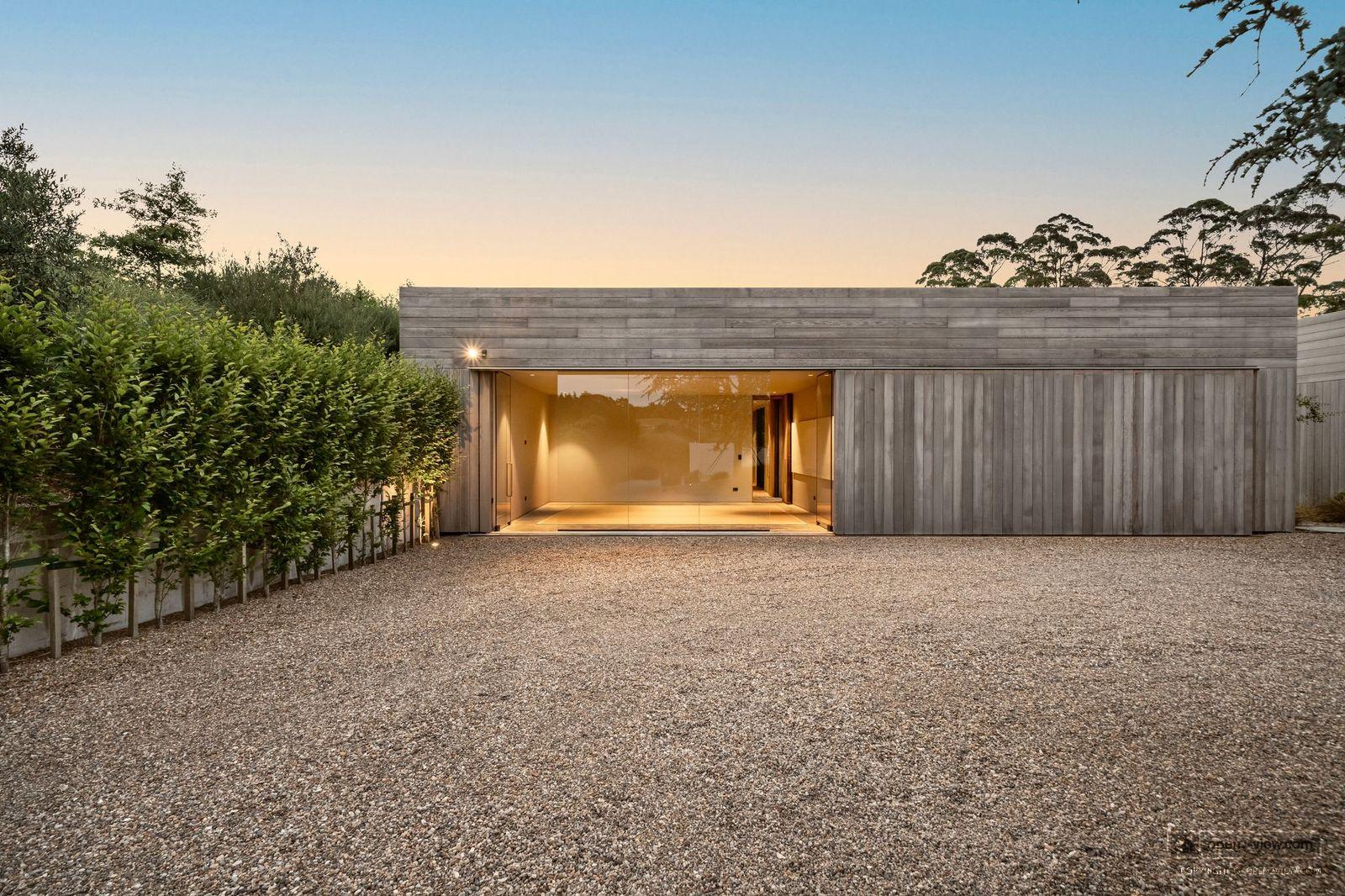 Slider image of 148 Mahoenui Valley Road, Auckland