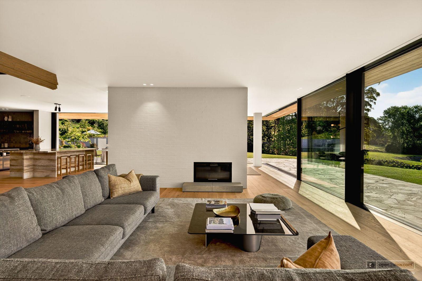 Slider image of 148 Mahoenui Valley Road, Auckland