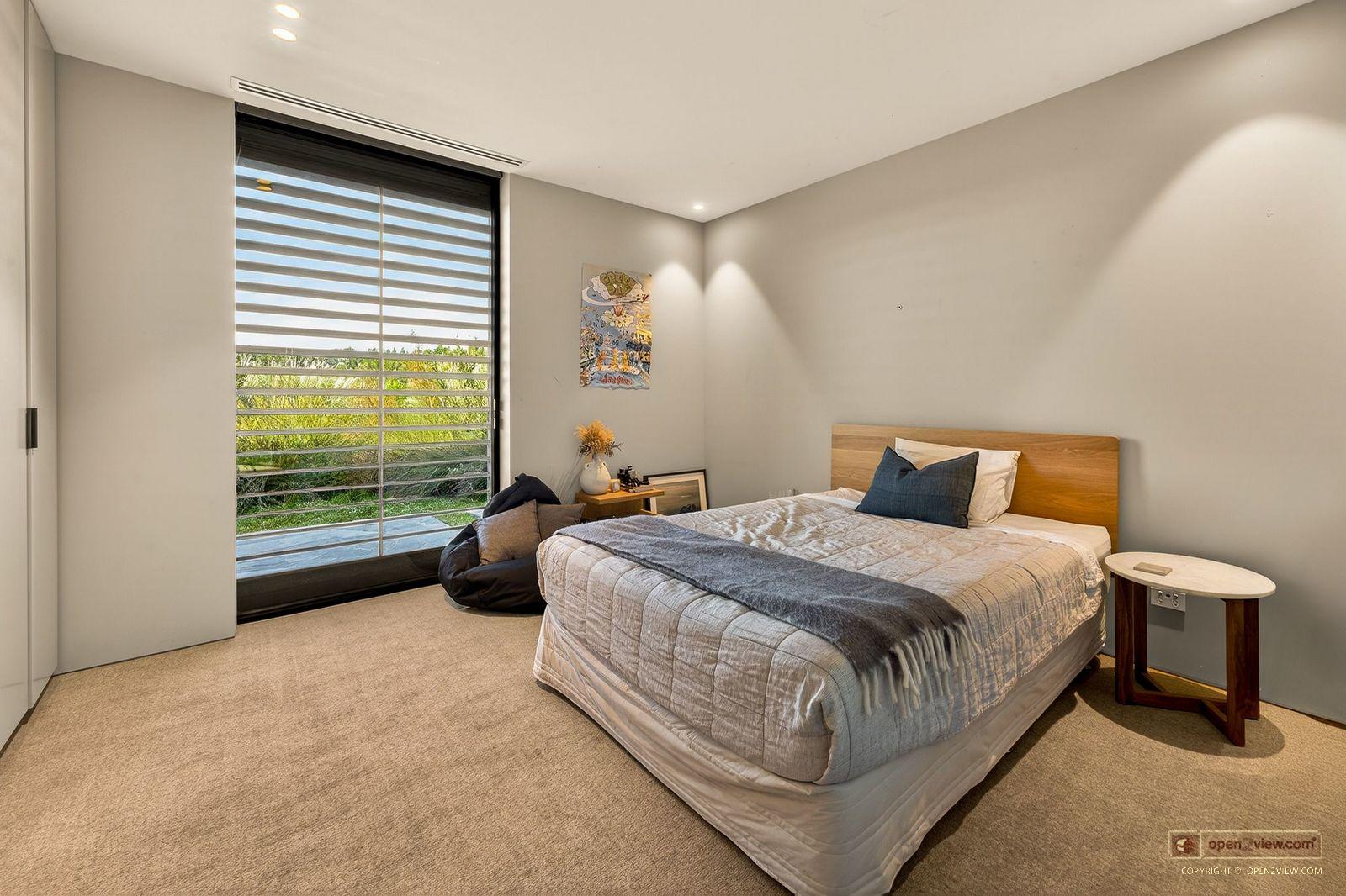 Slider image of 148 Mahoenui Valley Road, Auckland