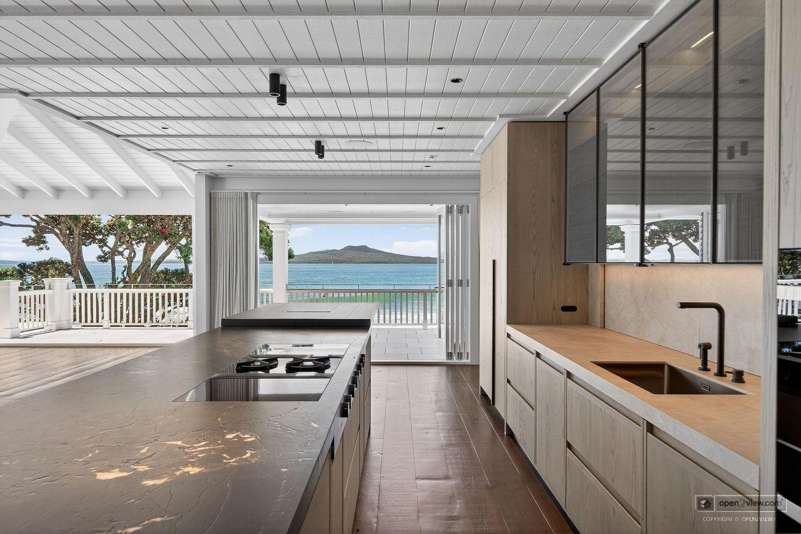 Slider image of 29 Minnehaha Avenue, Auckland