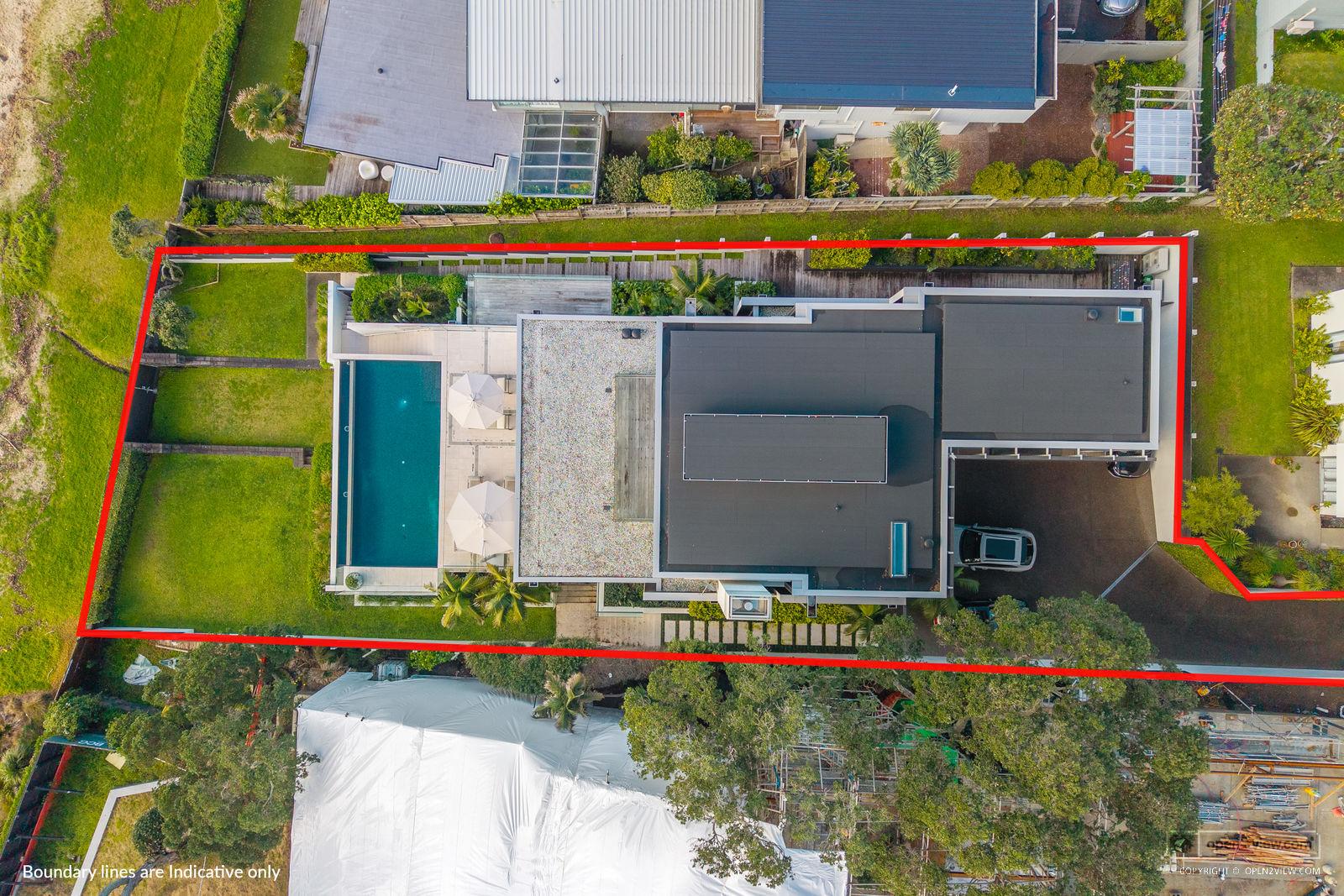 Slider image of 7 Rarere Road, Auckland