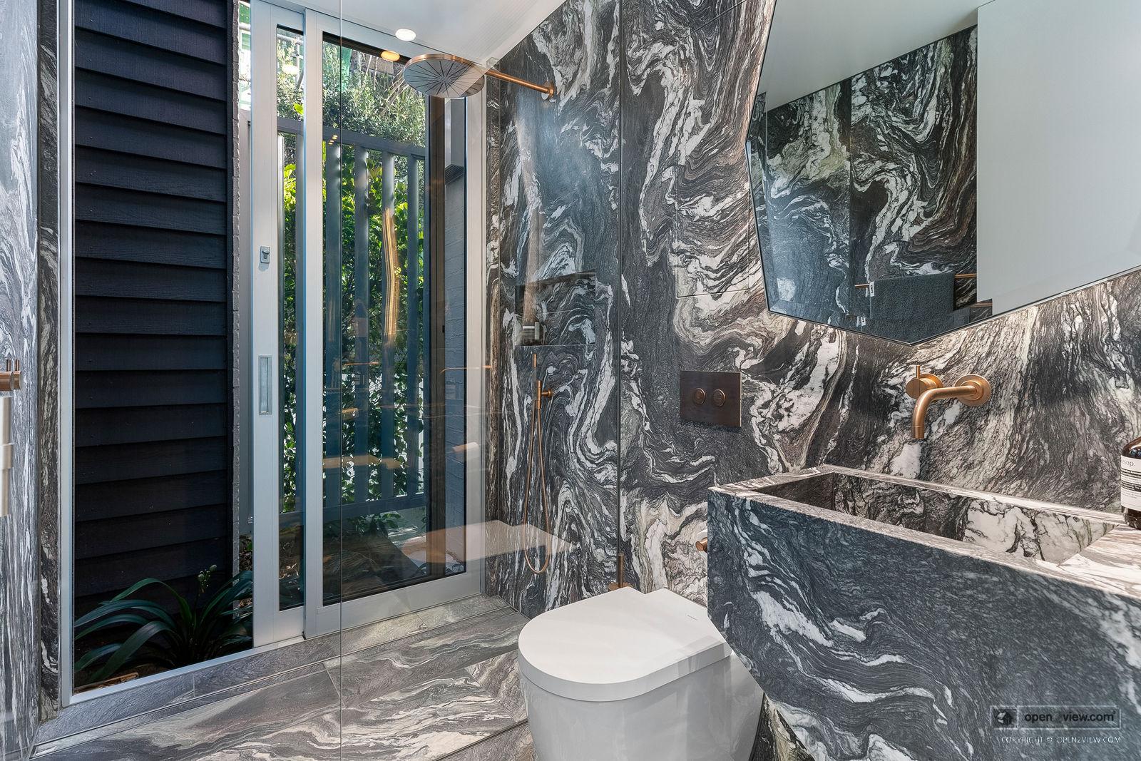 Slider image of 7 Rarere Road, Auckland