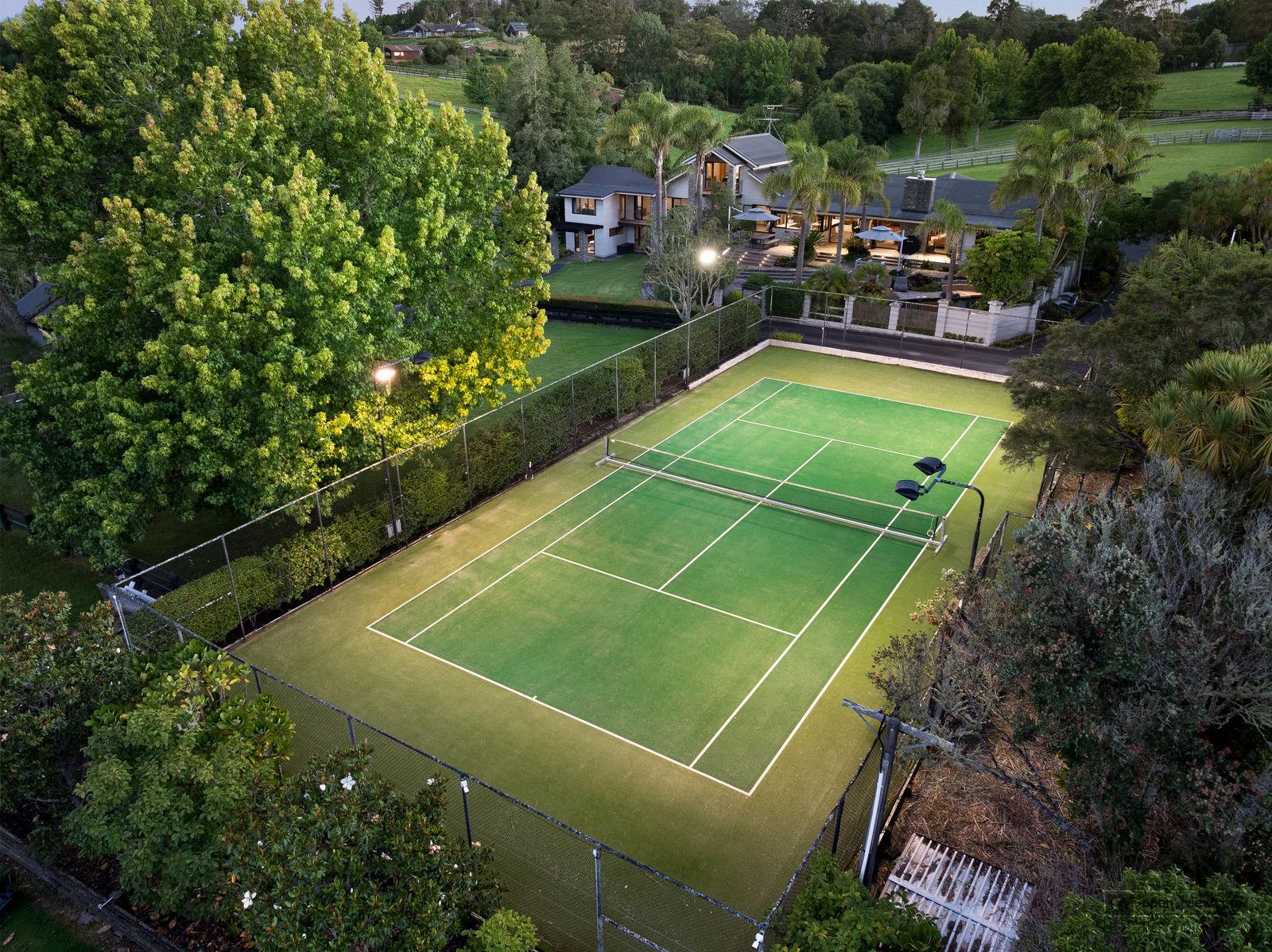 Slider image of 39 Glenmore Road, Auckland