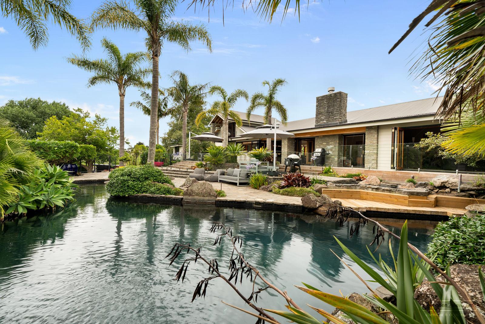 Slider image of 39 Glenmore Road, Auckland