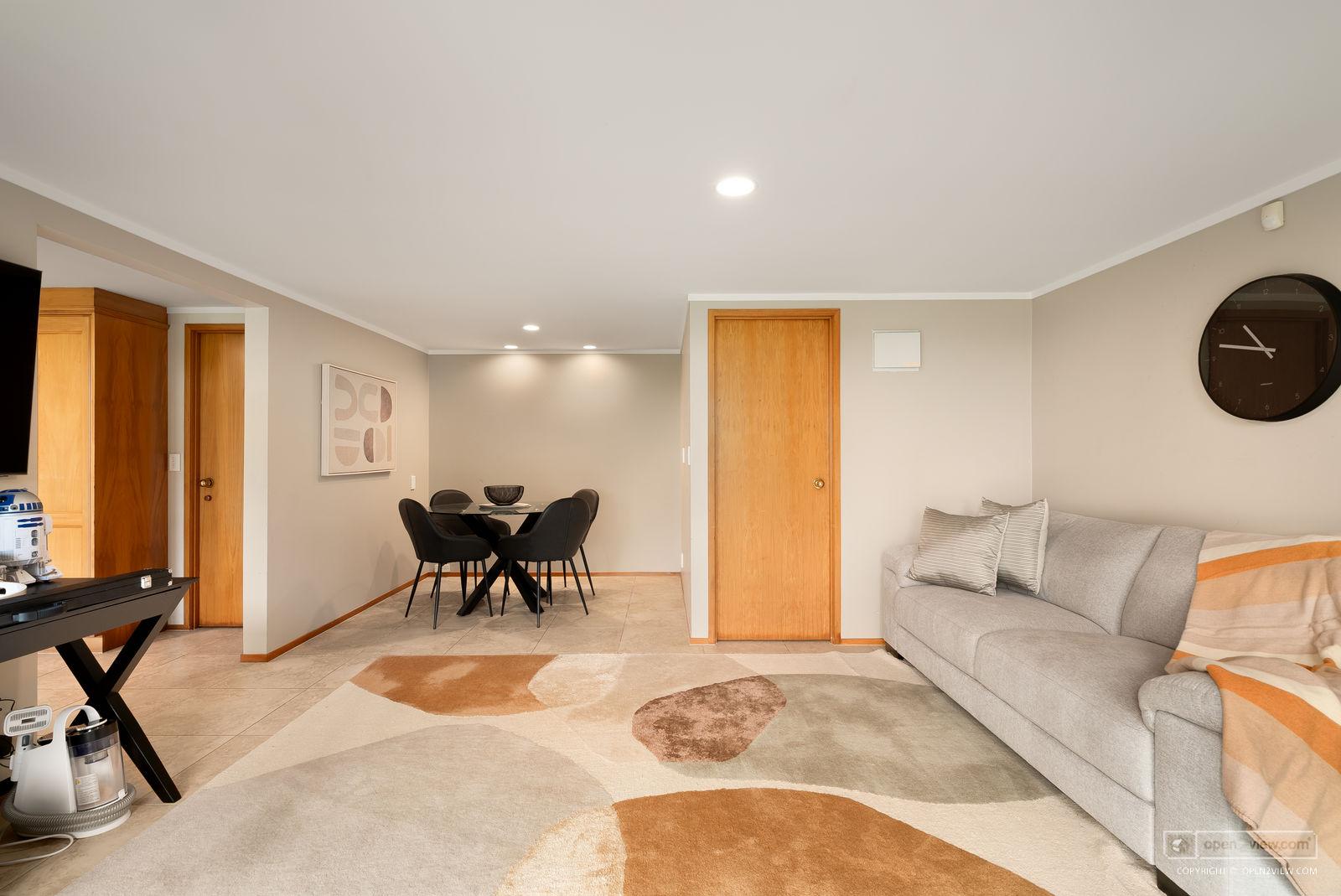 Slider image of 39 Glenmore Road, Auckland