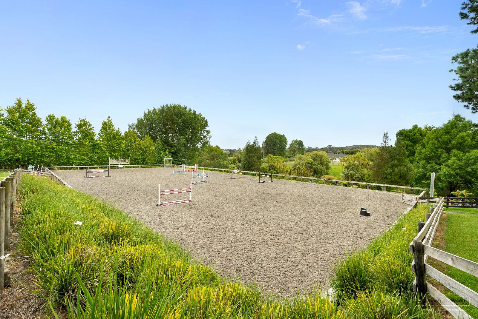 Slider image of 39 Glenmore Road, Auckland