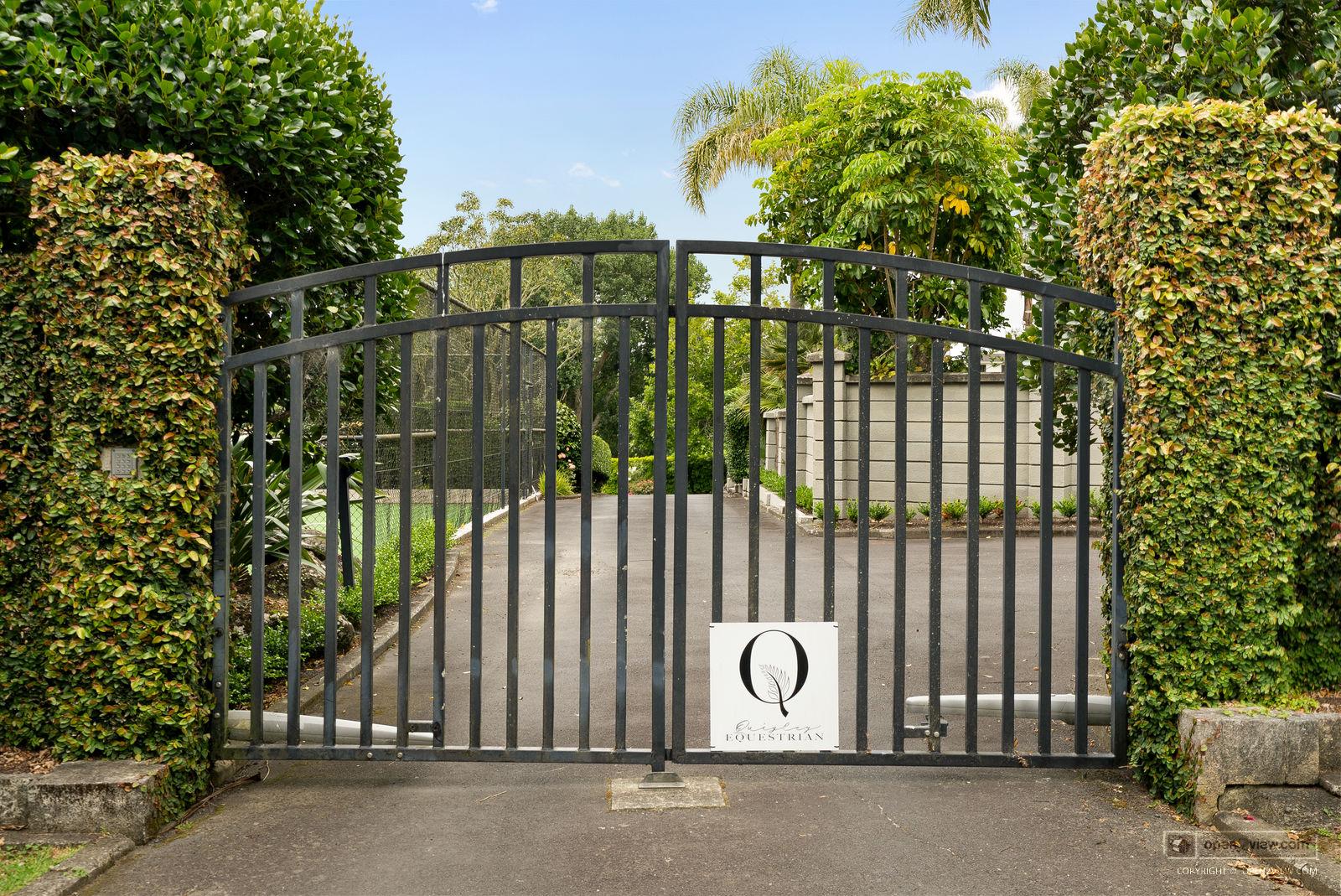 Slider image of 39 Glenmore Road, Auckland