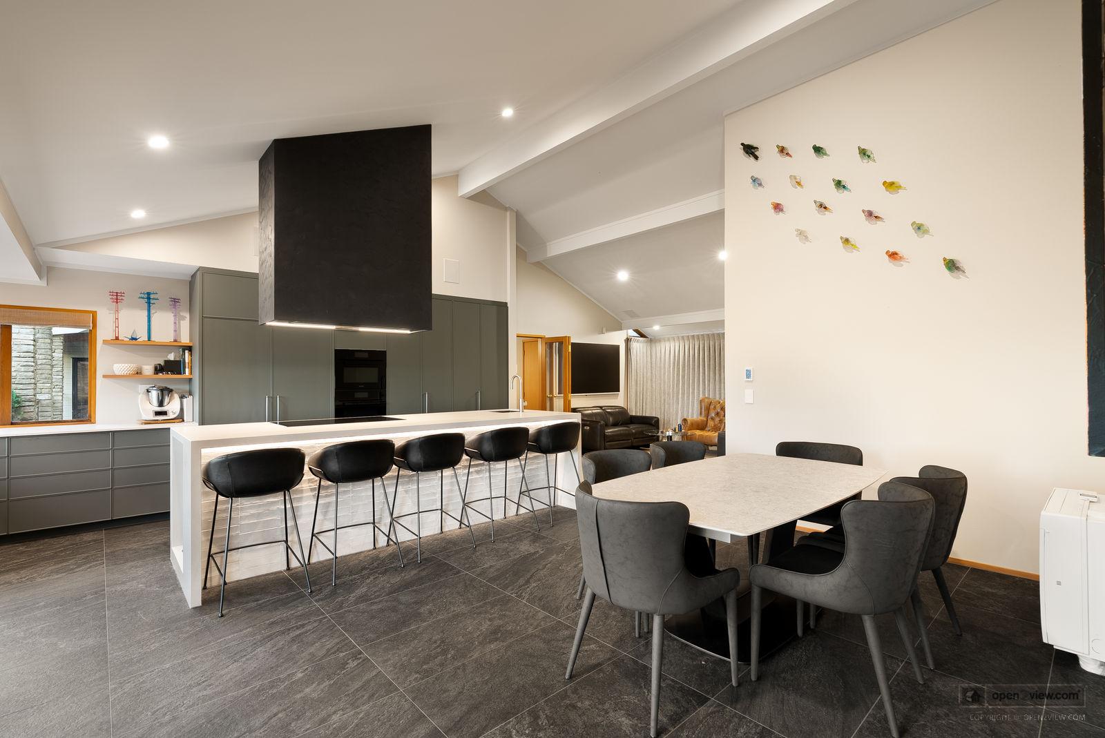 Slider image of 39 Glenmore Road, Auckland