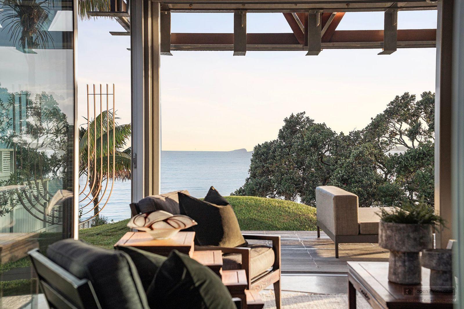 Slider image of 25-27 William Street, Auckland