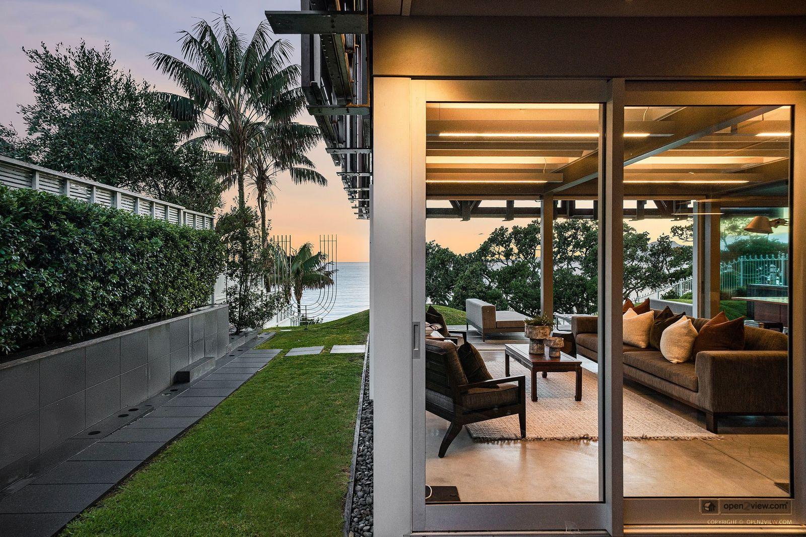 Slider image of 25-27 William Street, Auckland