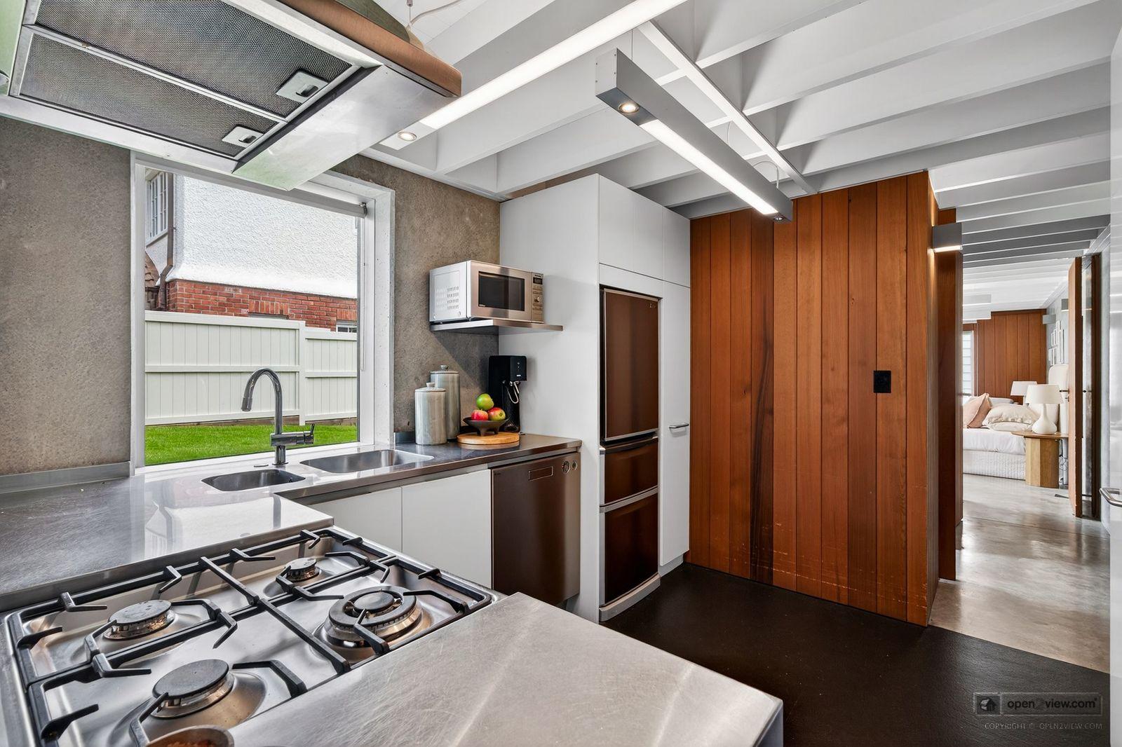 Slider image of 25-27 William Street, Auckland