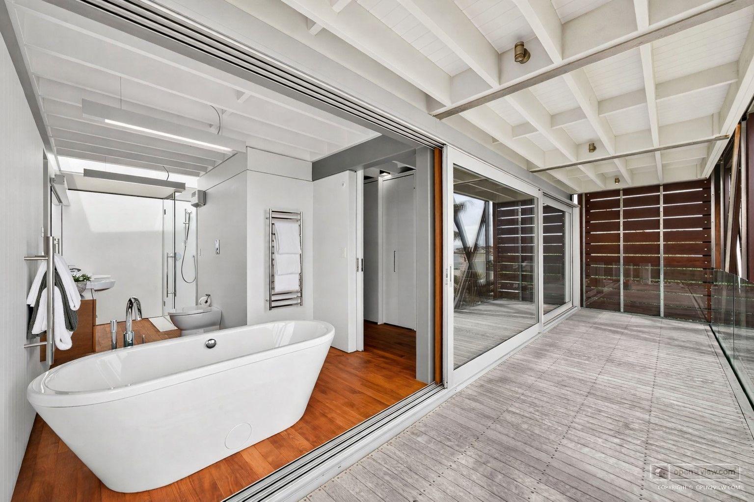 Slider image of 25-27 William Street, Auckland