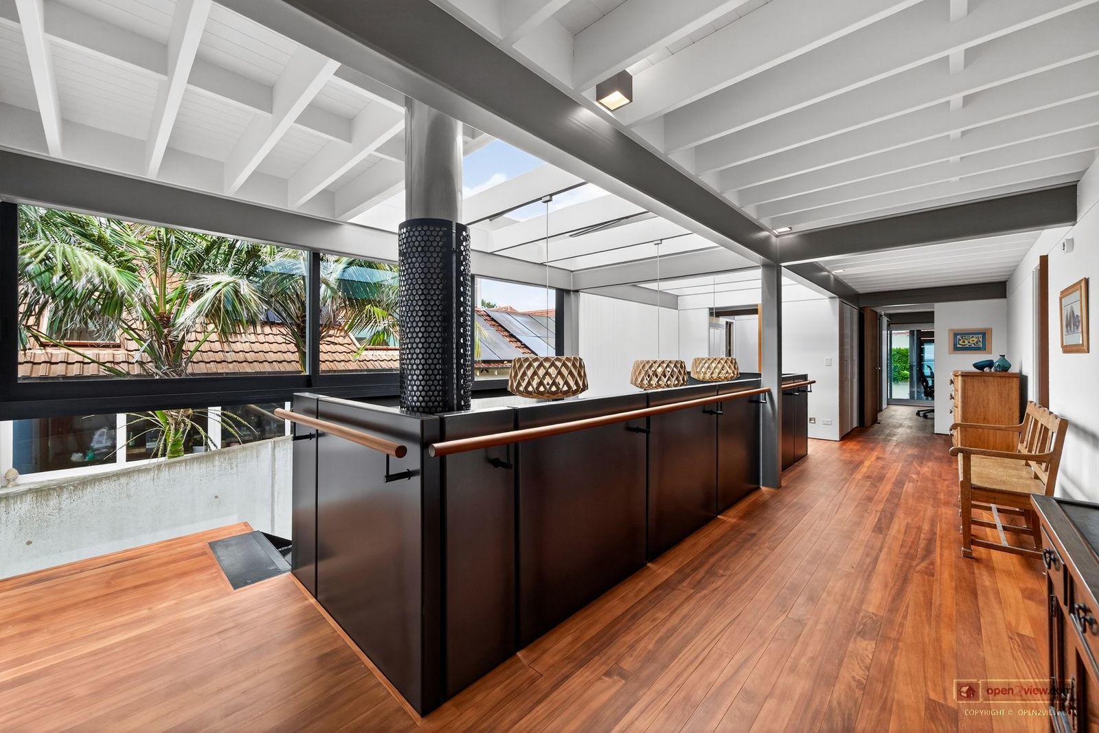 Slider image of 25-27 William Street, Auckland