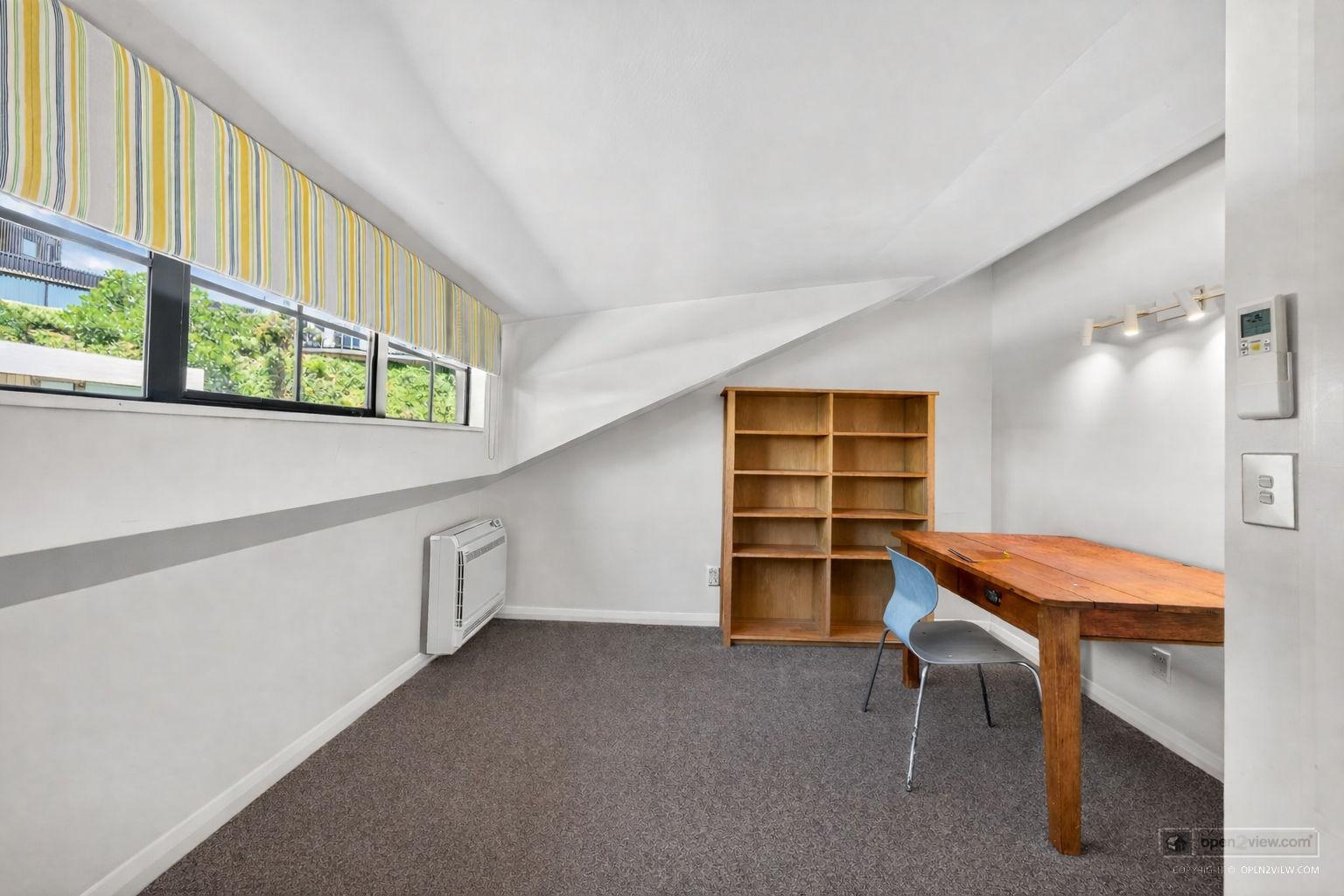 Slider image of 11 Audrey Road, Auckland