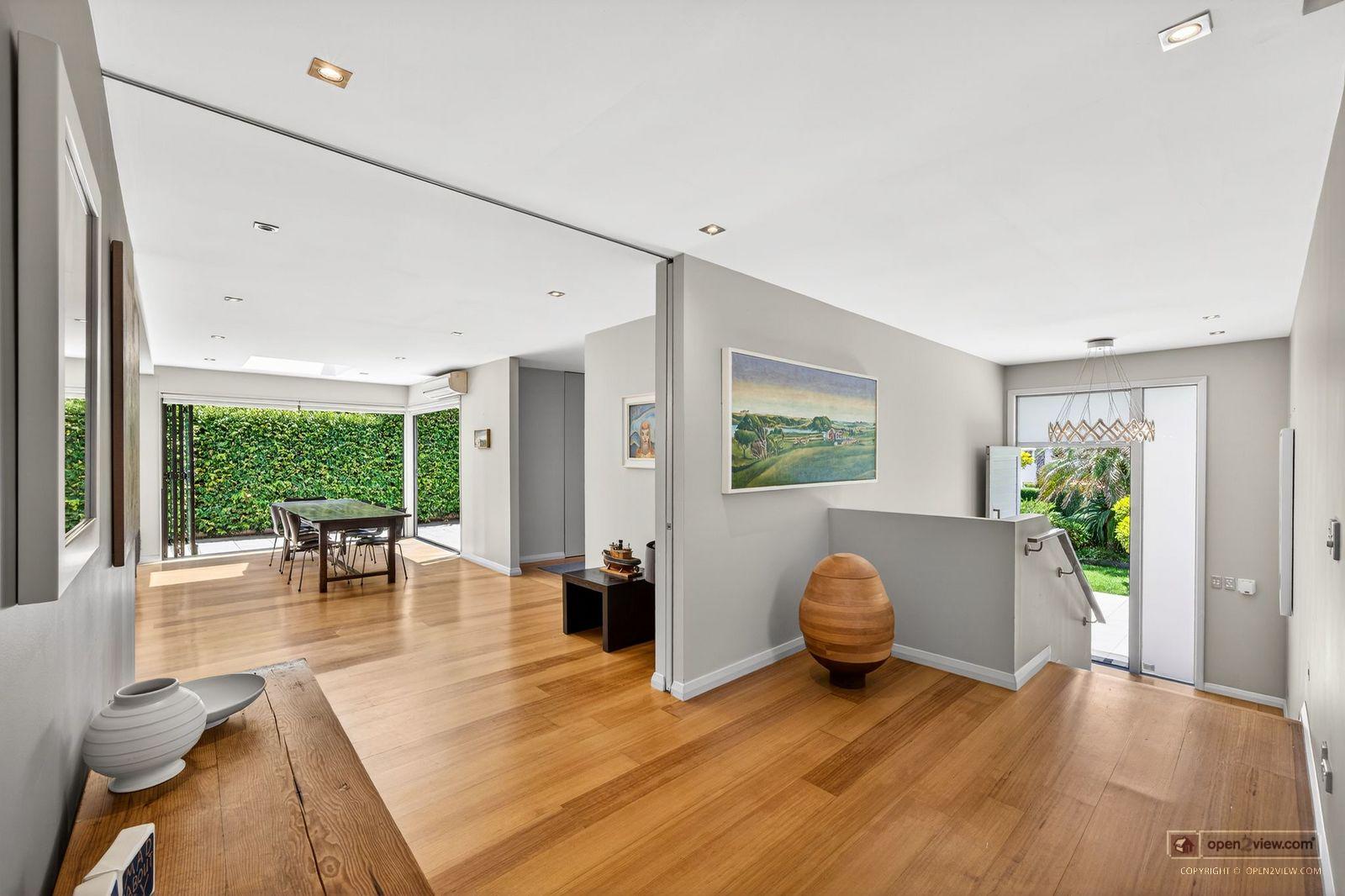 Slider image of 11 Audrey Road, Auckland