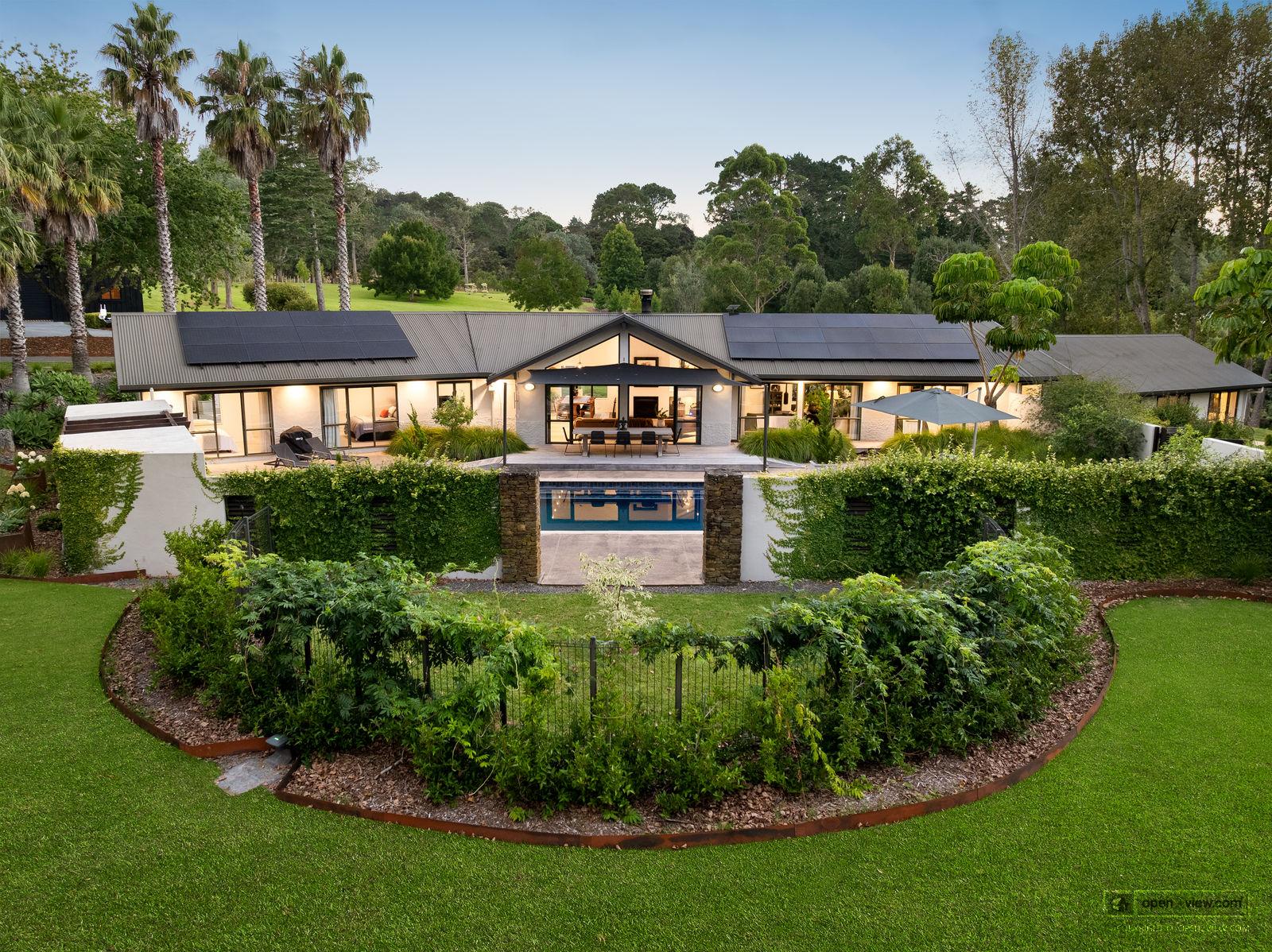 Featured image of 44 Hardens Lane, Auckland