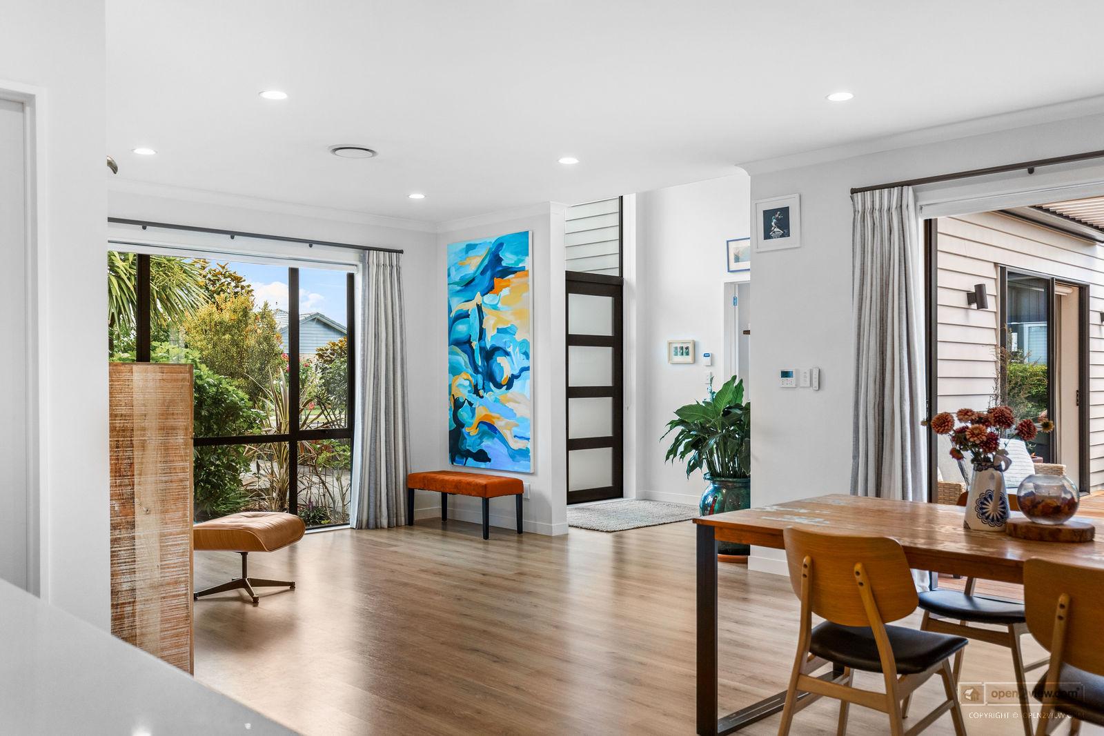 Slider image of 45 Pohutukawa Parade, Auckland