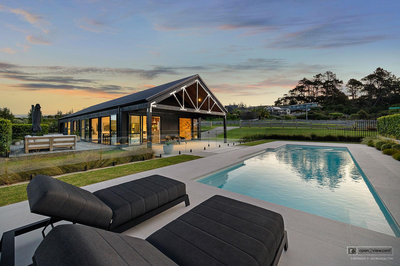 Featured image of 81 Solan Drive, Auckland