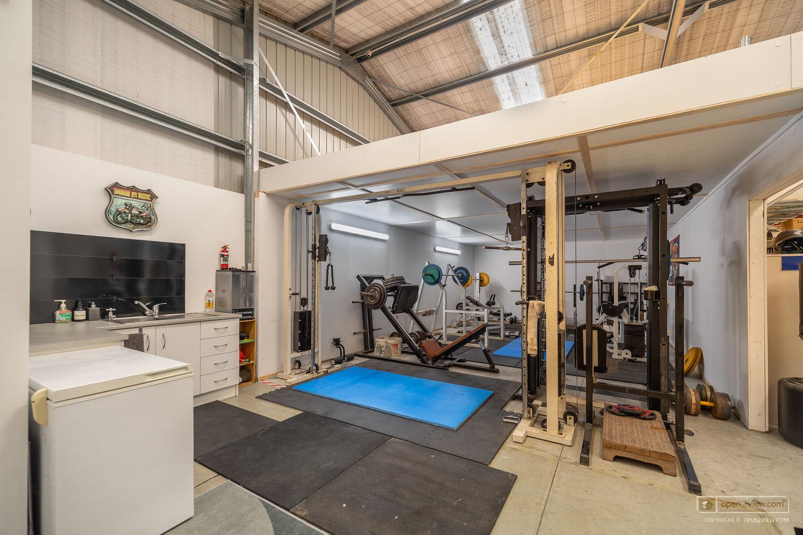 Slider image of 583 State Highway 16, Auckland