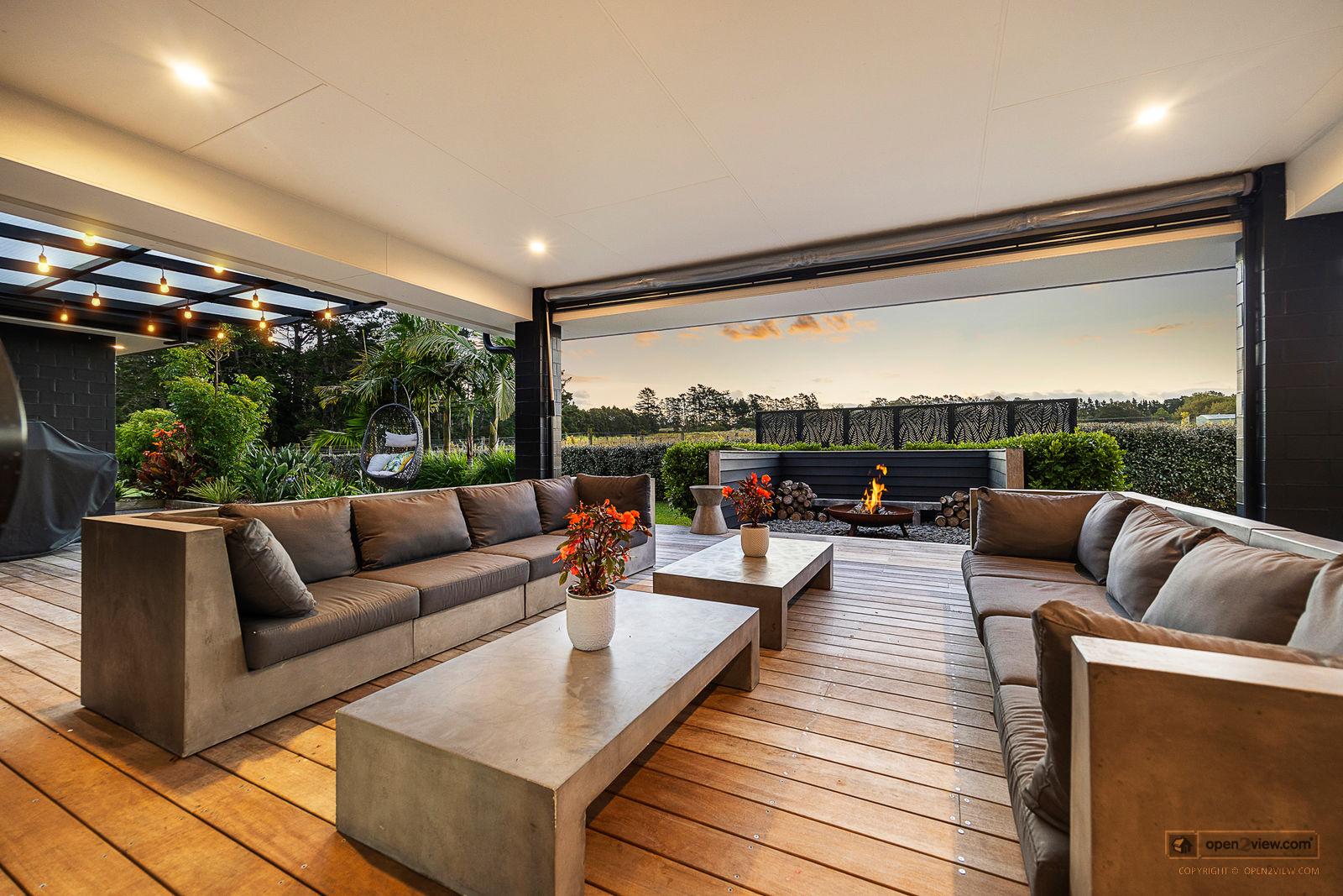 Slider image of 583 State Highway 16, Auckland