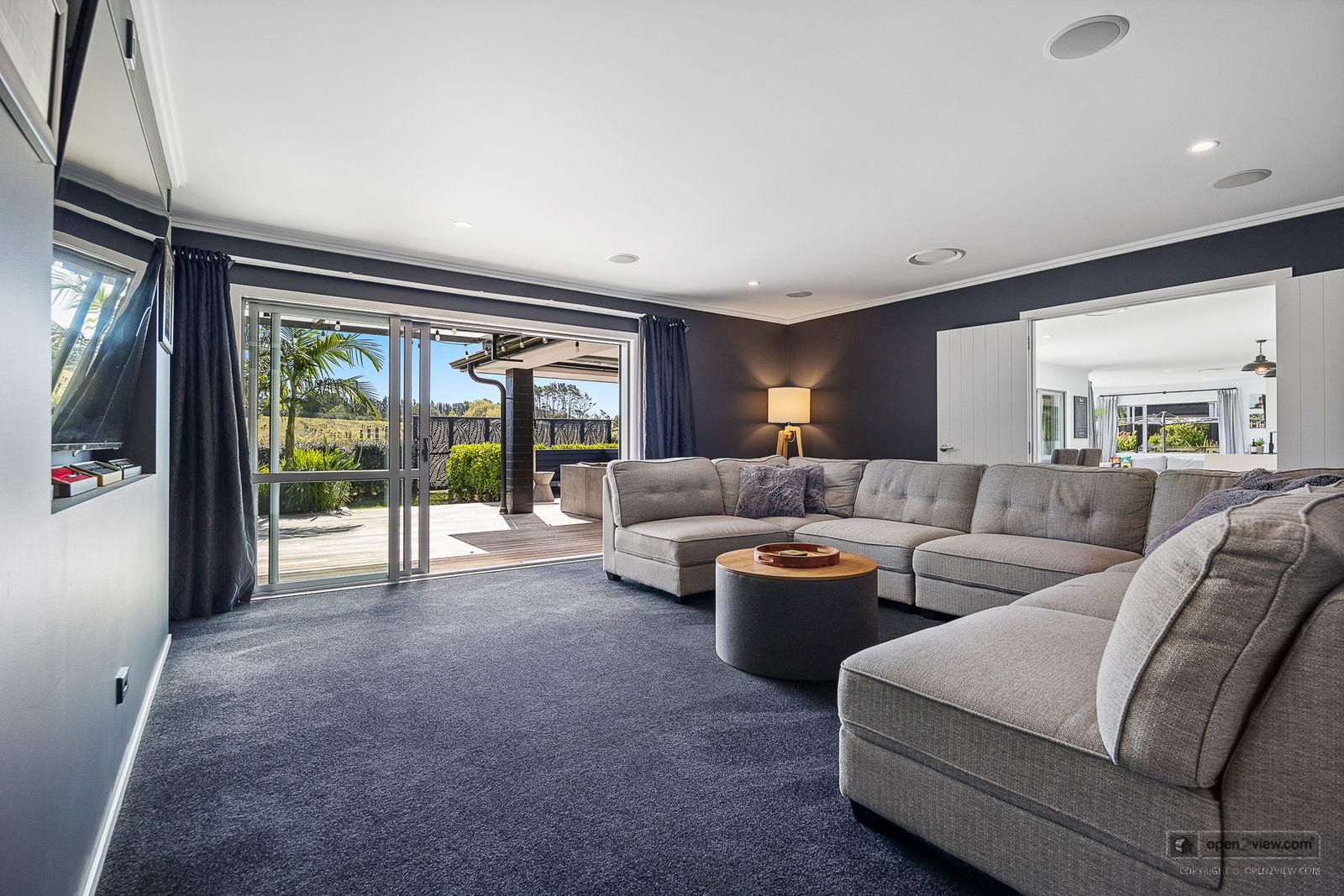 Slider image of 583 State Highway 16, Auckland