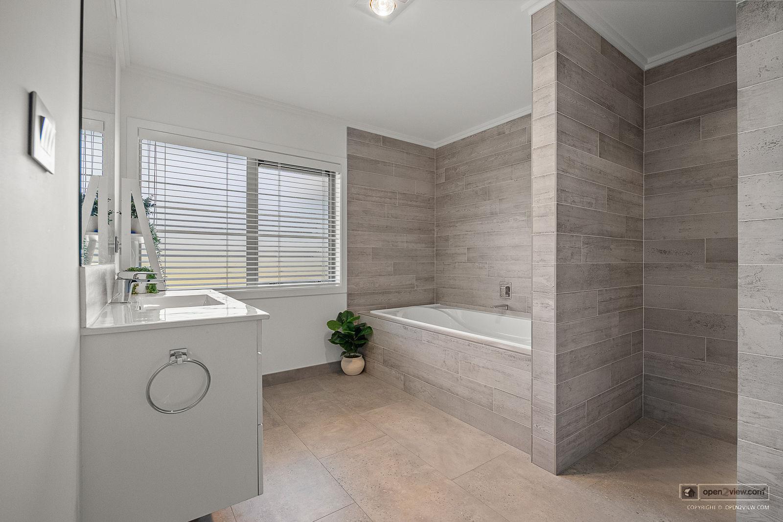 Slider image of 583 State Highway 16, Auckland