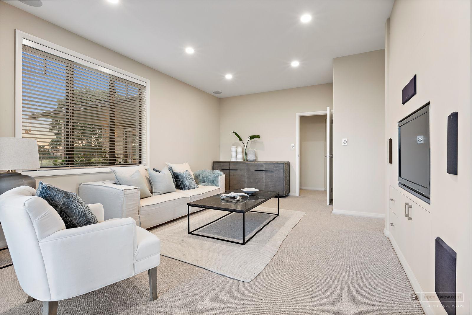 Slider image of 135B Hutchinson Road, Auckland