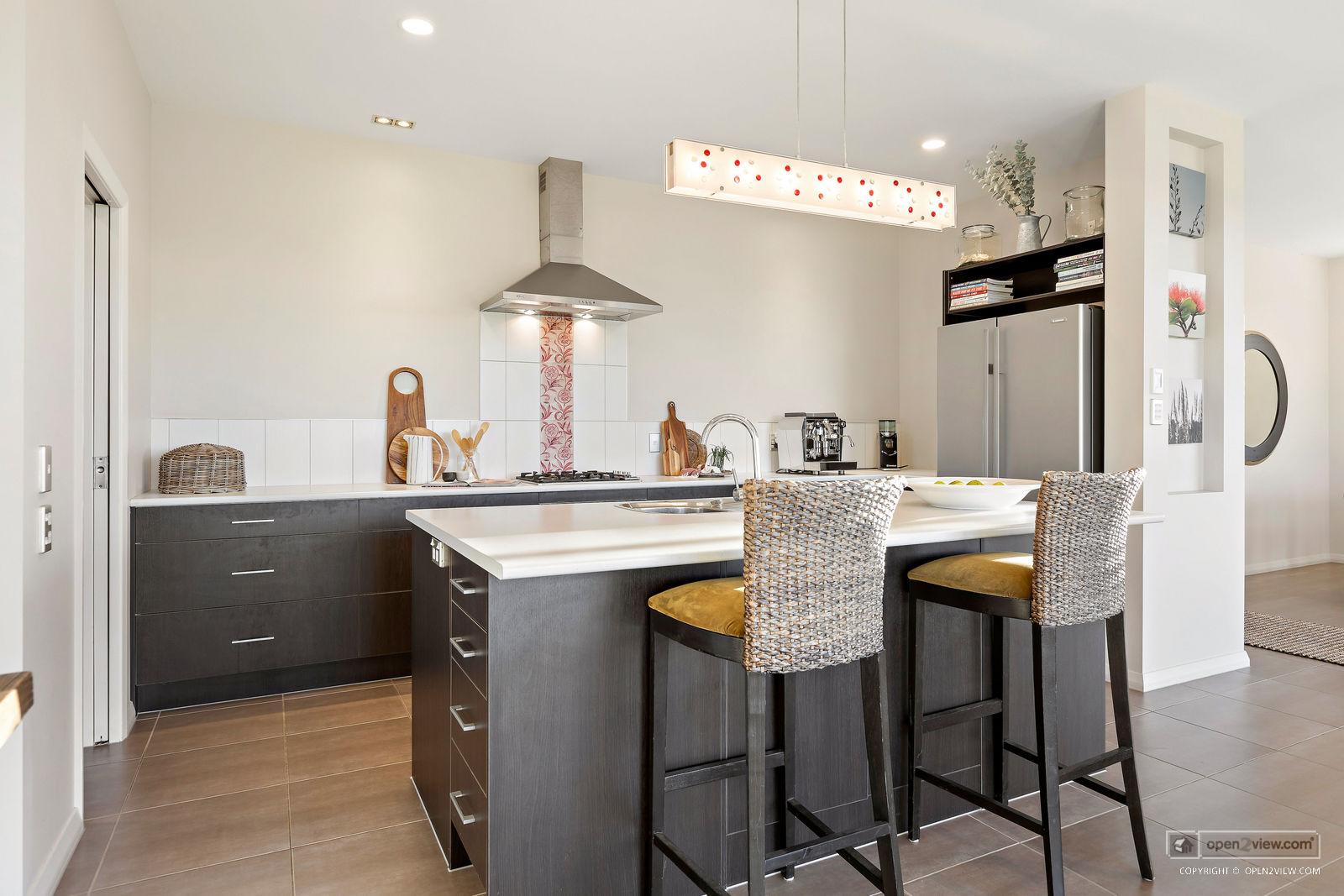 Slider image of 135B Hutchinson Road, Auckland