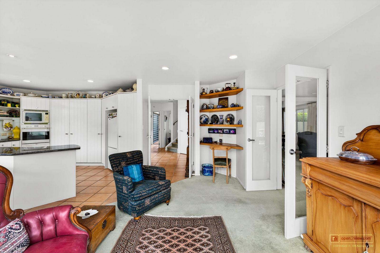 Slider image of 12A Saltburn Road, Auckland