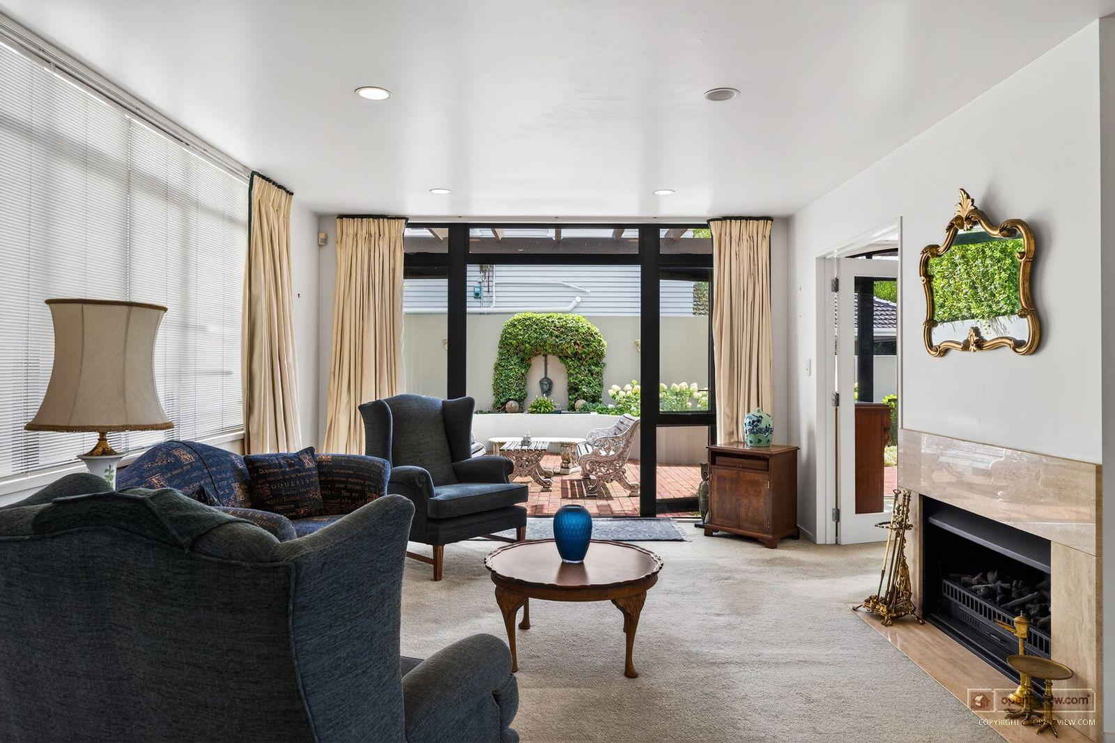 Slider image of 12A Saltburn Road, Auckland