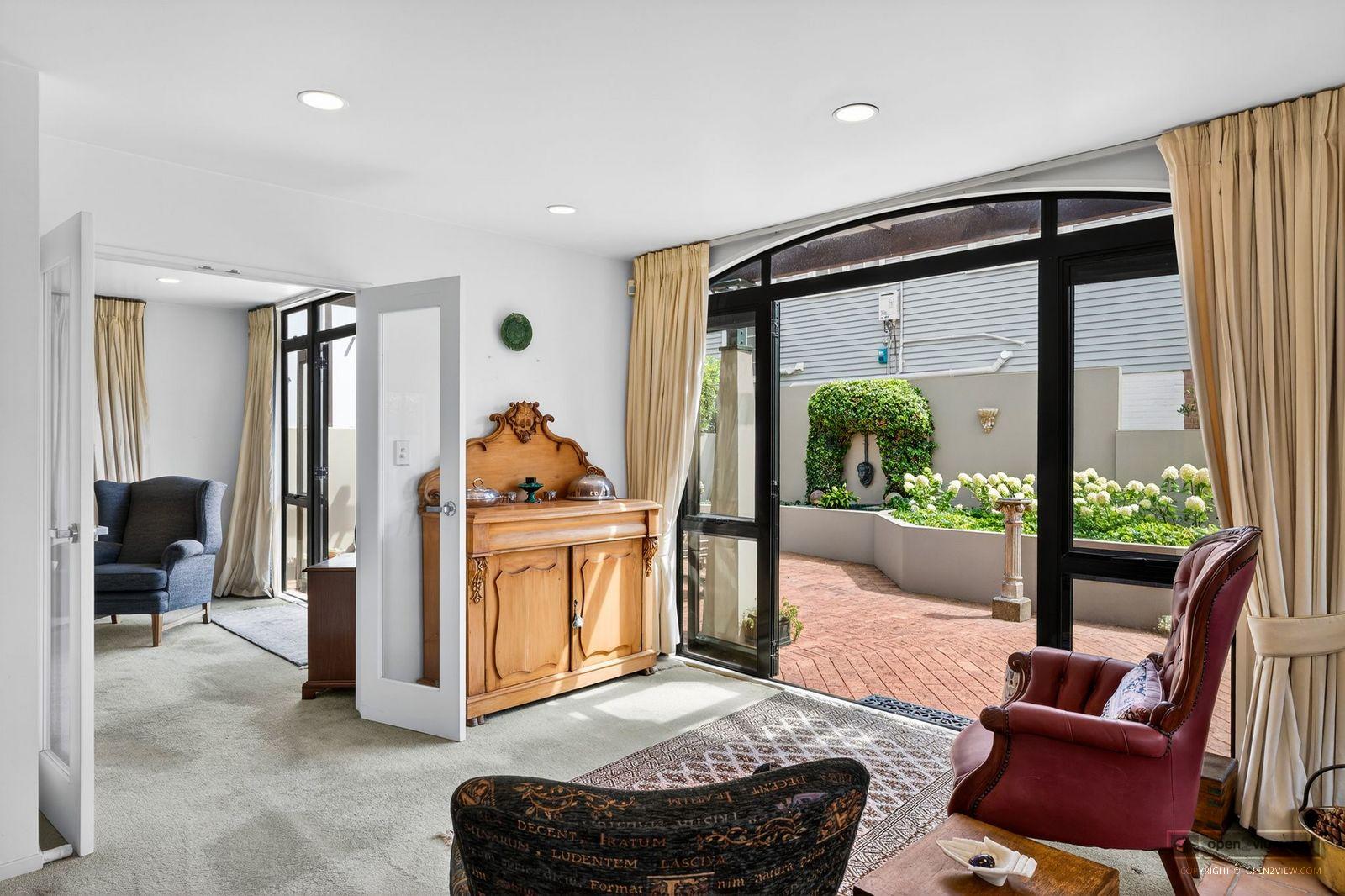 Slider image of 12A Saltburn Road, Auckland