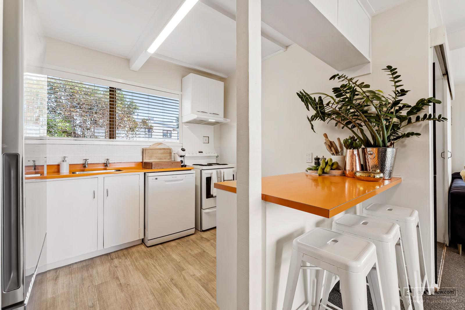 Slider image of 6 Jane Gifford Place, Auckland