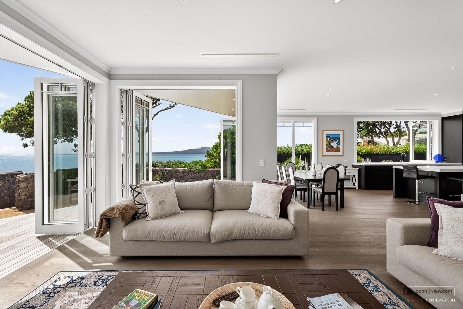 Slider image of 27 Muritai Road, Auckland