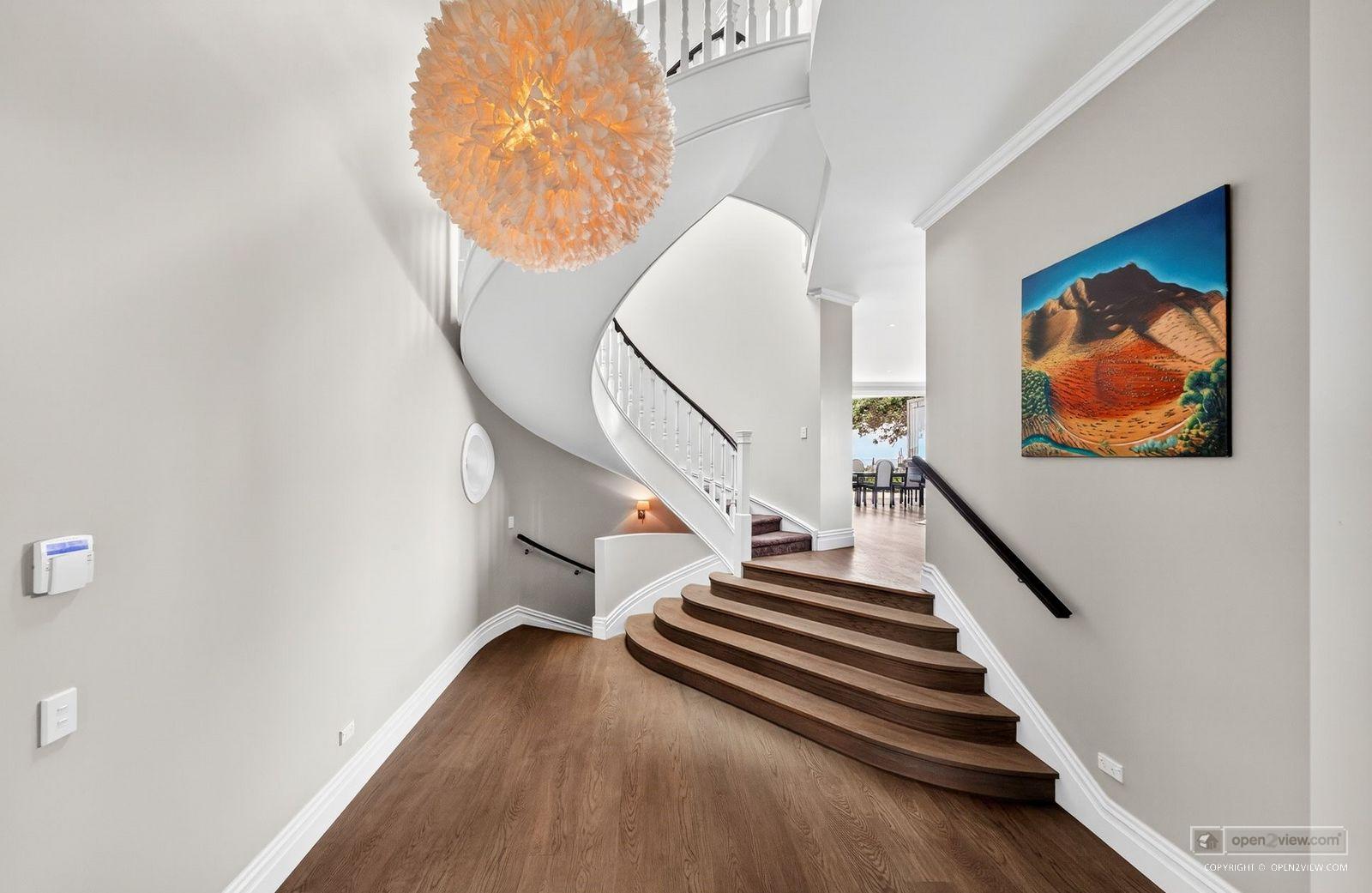 Slider image of 27 Muritai Road, Auckland