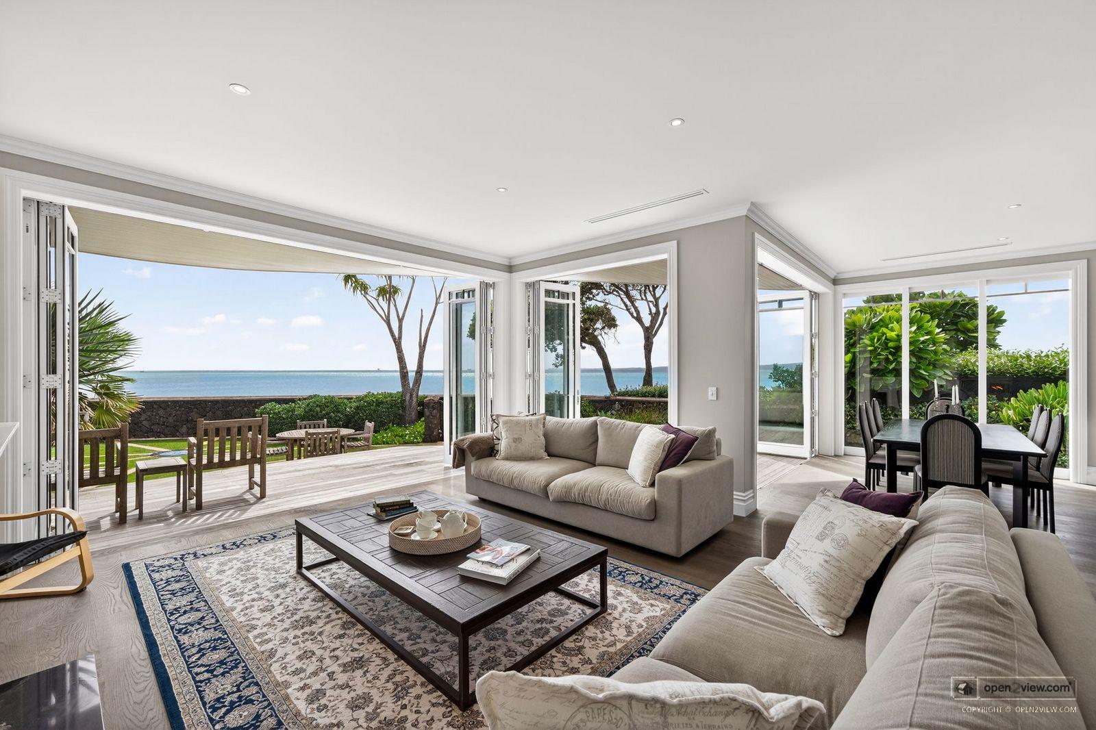 Slider image of 27 Muritai Road, Auckland