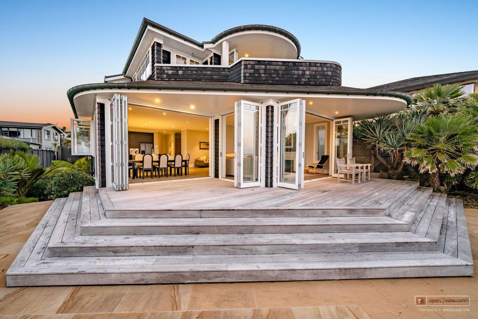 Slider image of 27 Muritai Road, Auckland