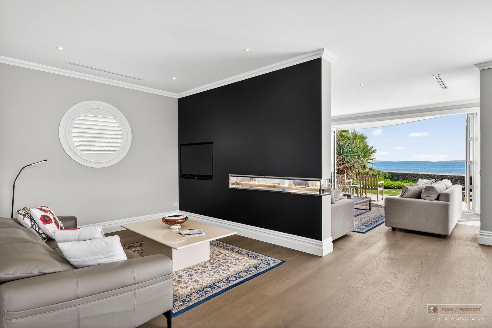 Slider image of 27 Muritai Road, Auckland